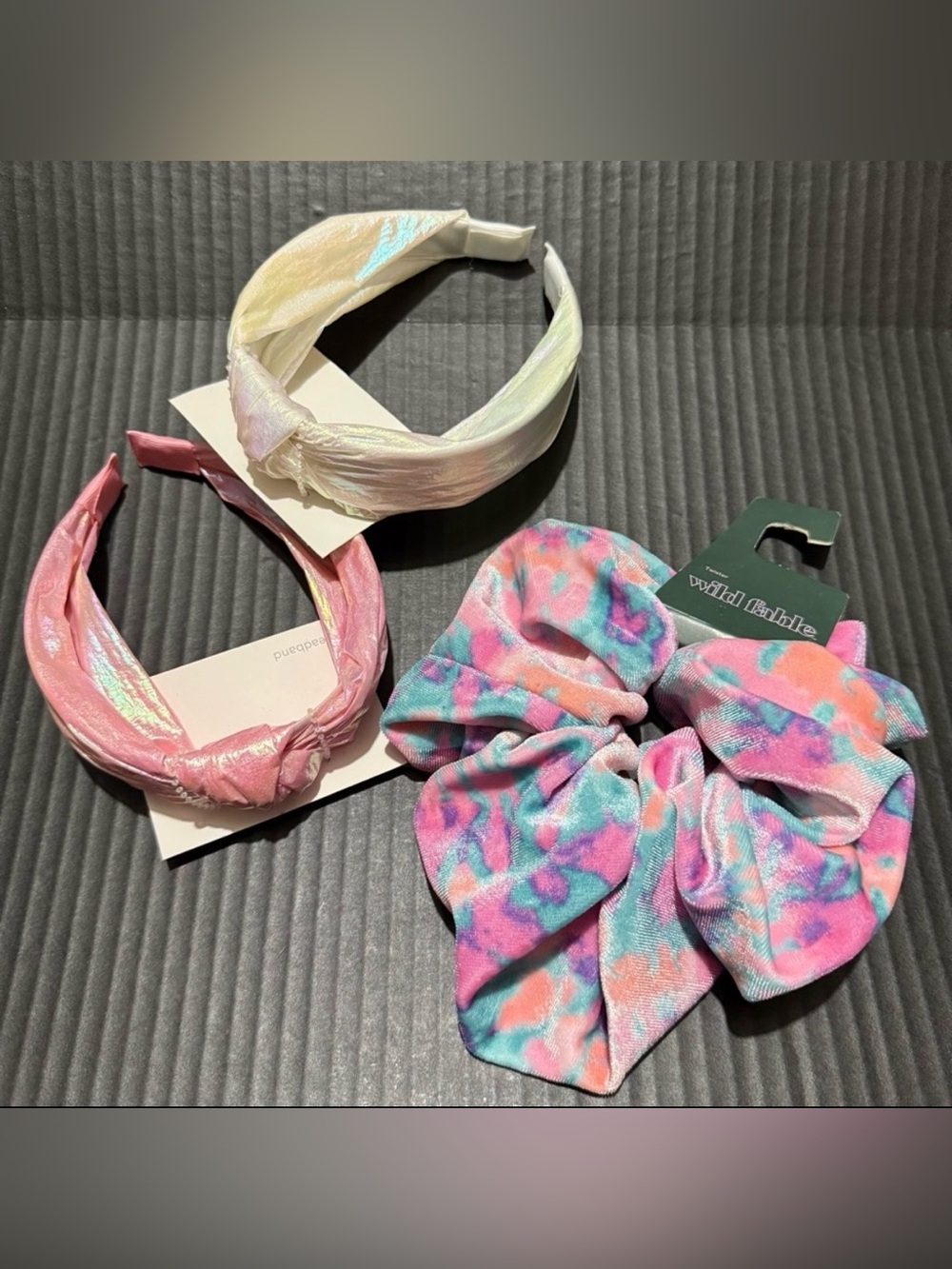 Wild Fable 3 pc Iridescent Infared Cloud Tie Dye Colorful Headband Scrunchie Set